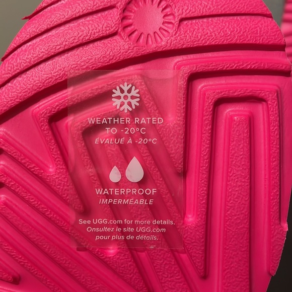 UGG Classic clear waterproof mini boot. - Picture 6 of 10